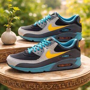 Nike Air Max 90 Winter PRM Size 10.5 Black/Laser Orange/Wolf Grey 683282-002